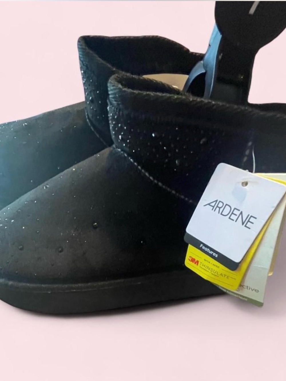 NWT Ardene Women’s Black Sparkle Boots in size 7 but fits more like a 6.